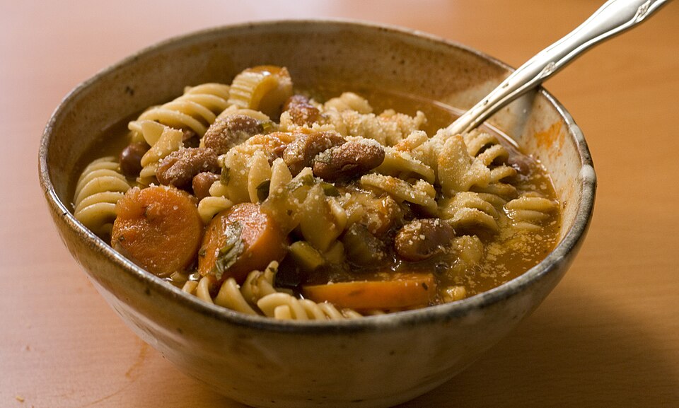 Minestrone aux haricots blancs
