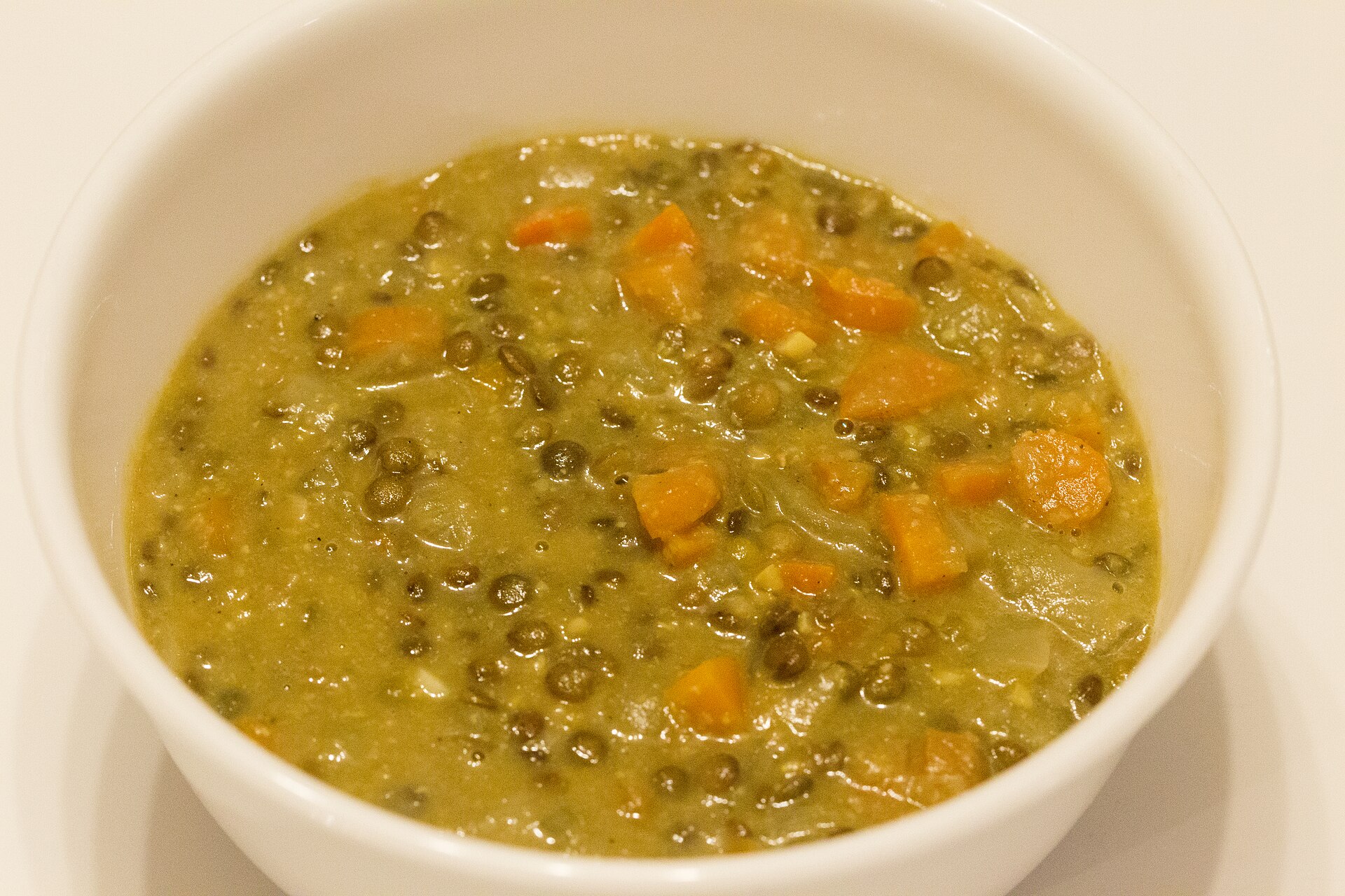 Soupe de lentilles corail au curry